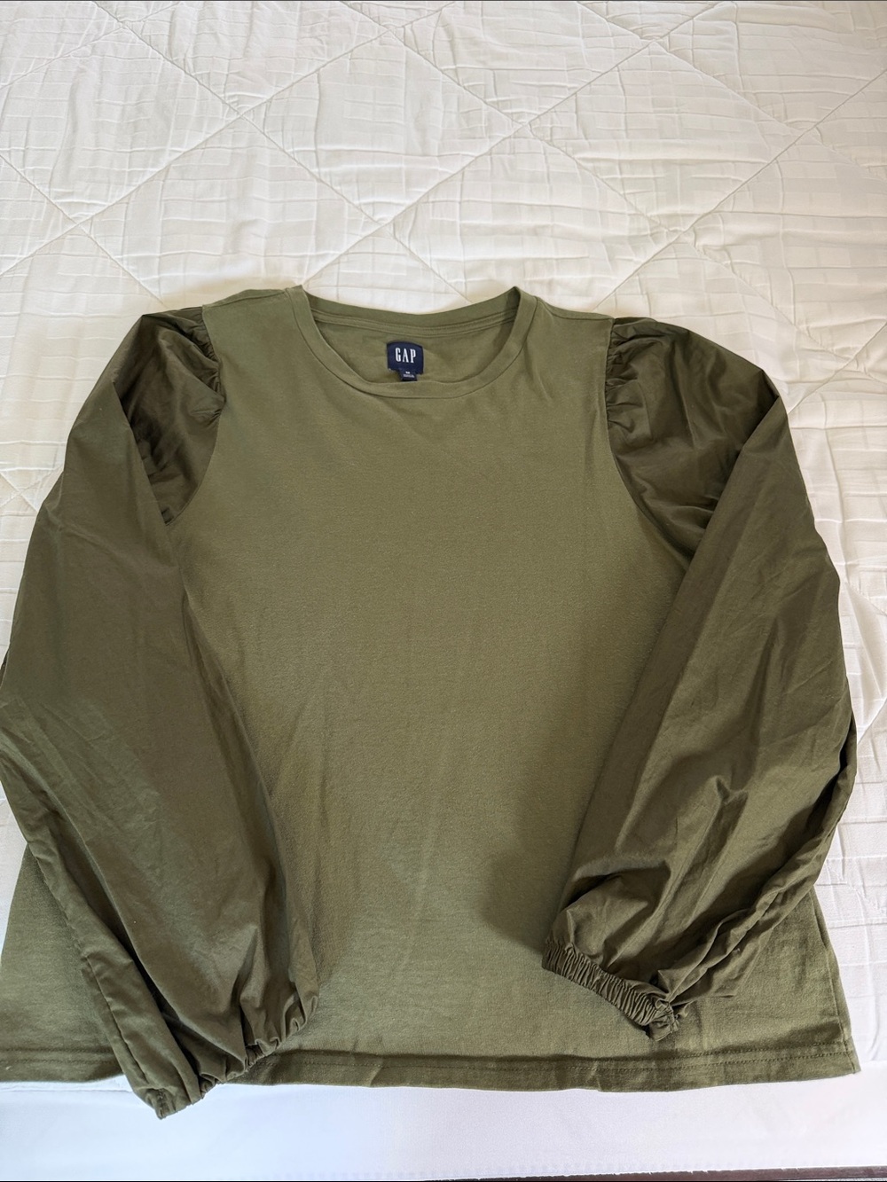 GAP Olive Green Long Sleeve Tee with Puff Sleeves - GREAT CONDITION!!